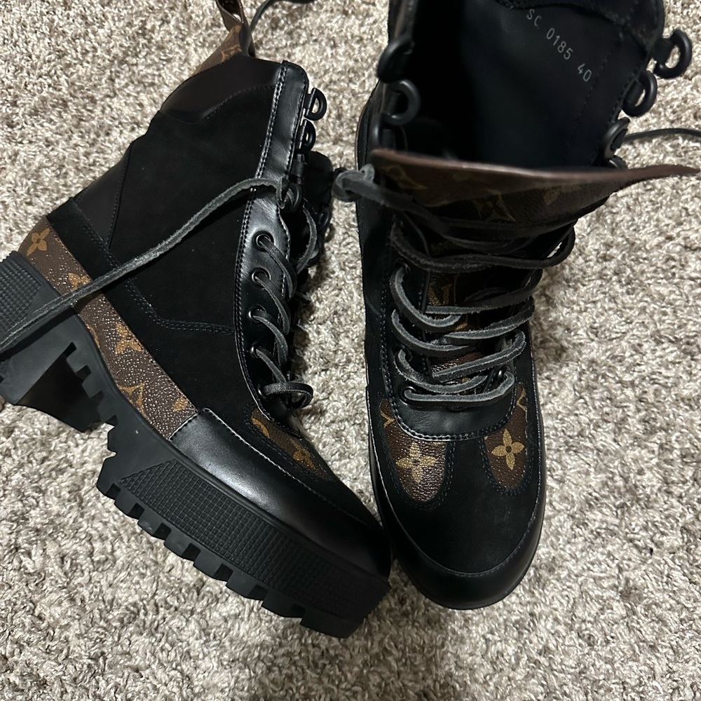 Louis Vuitton Black and Brown Ankle Boots - Picture 4 of 6